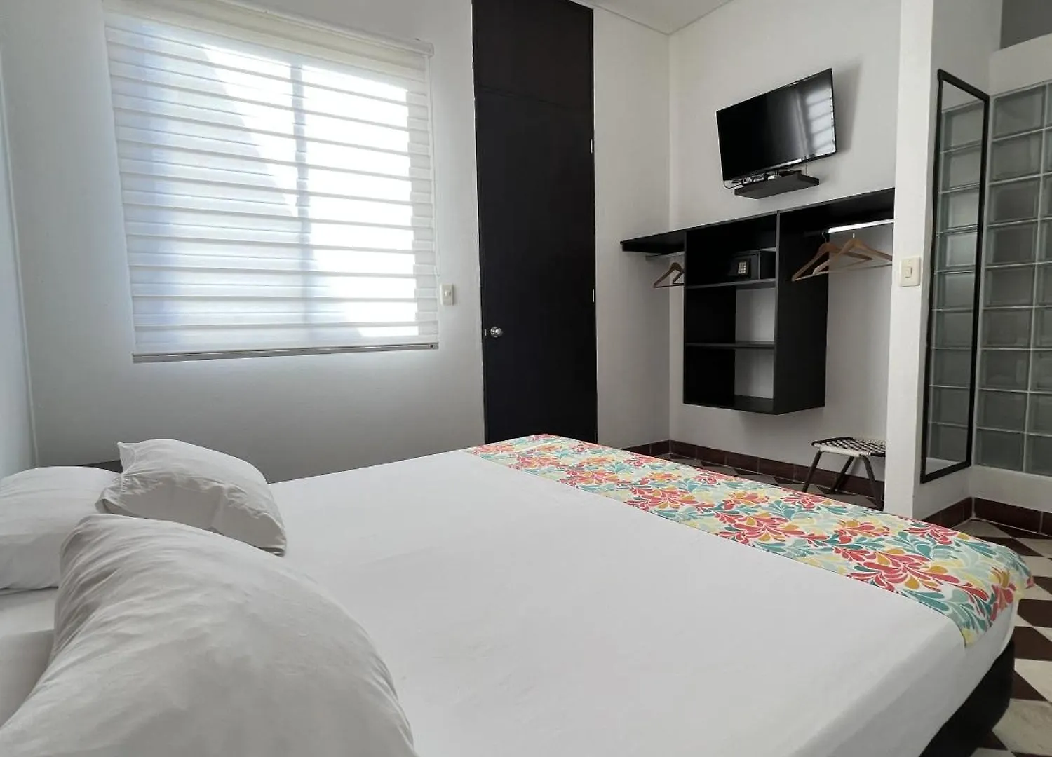 ****  Hotel Puerto Pelicano Santa Marta  Colombia