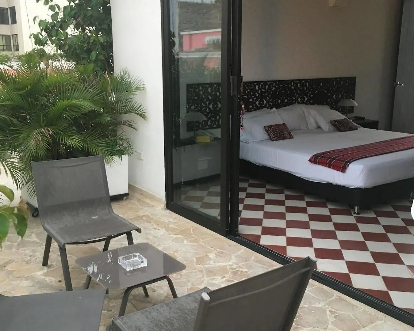 ****  Hotel Puerto Pelicano Santa Marta  Colombie