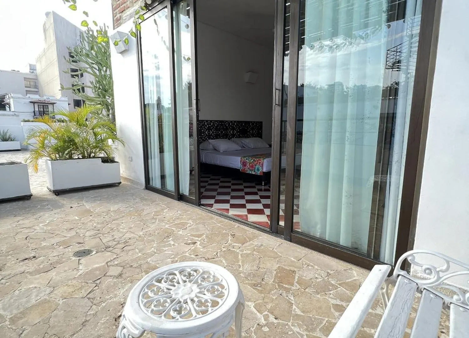 ****  Hotel Puerto Pelicano Santa Marta  Colombia