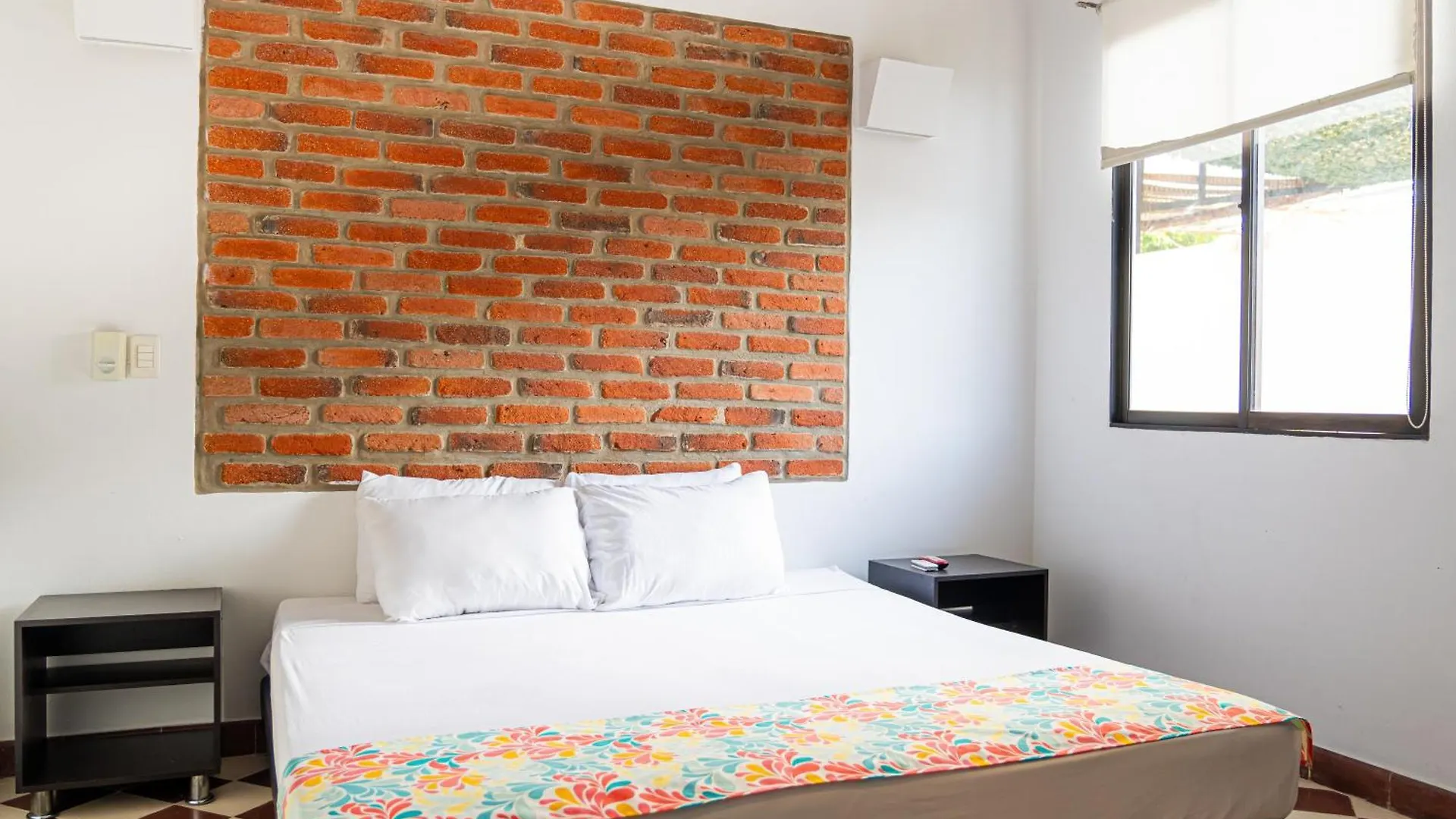 Hotel Puerto Pelicano Santa Marta   Santa Marta (Magdalena)